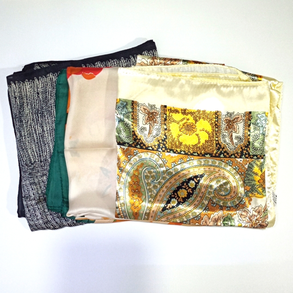 Lots Bundle of 3 Scarf Scarves 35 " x 35" 9001